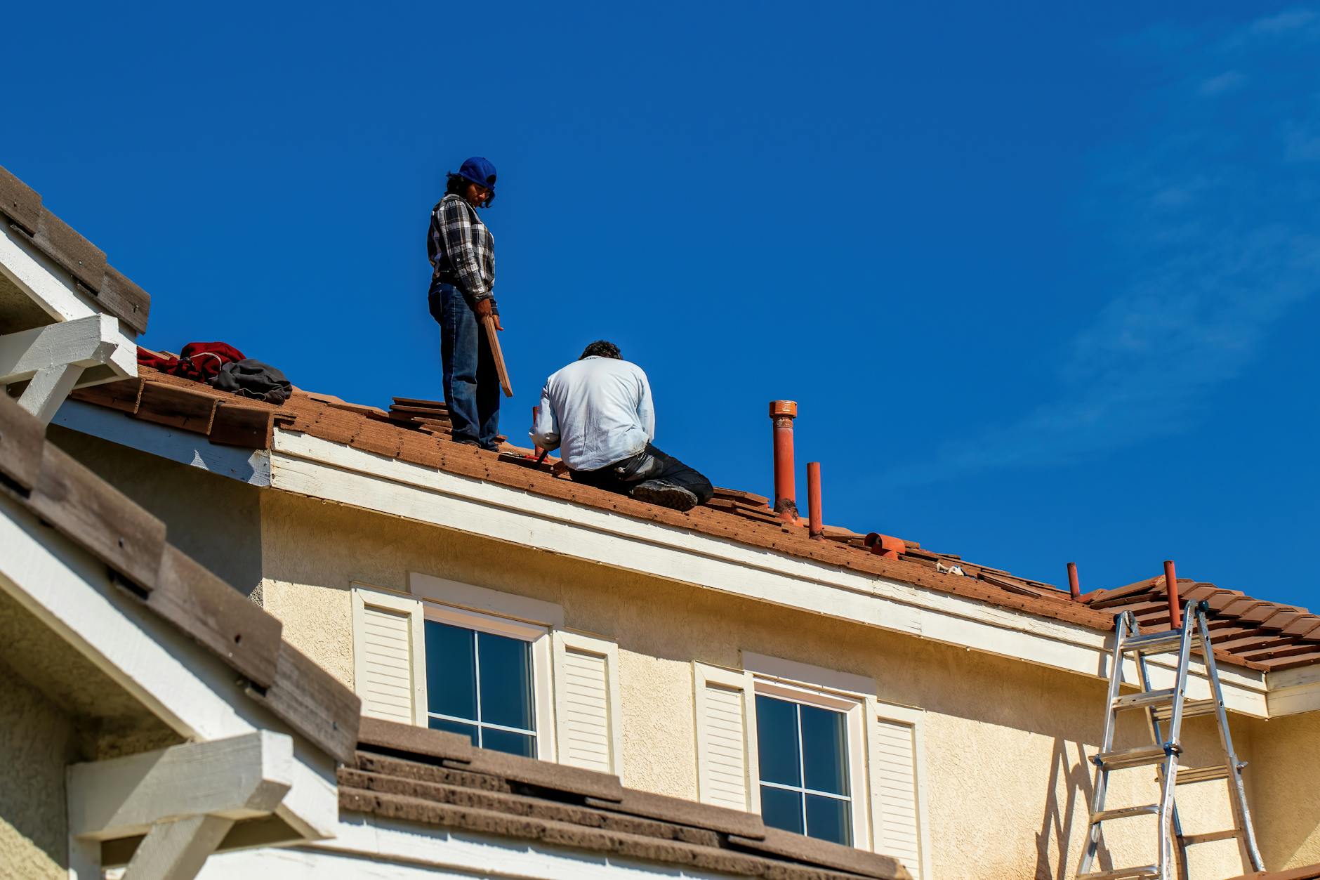 Roofing service in Diamond Bar, CA