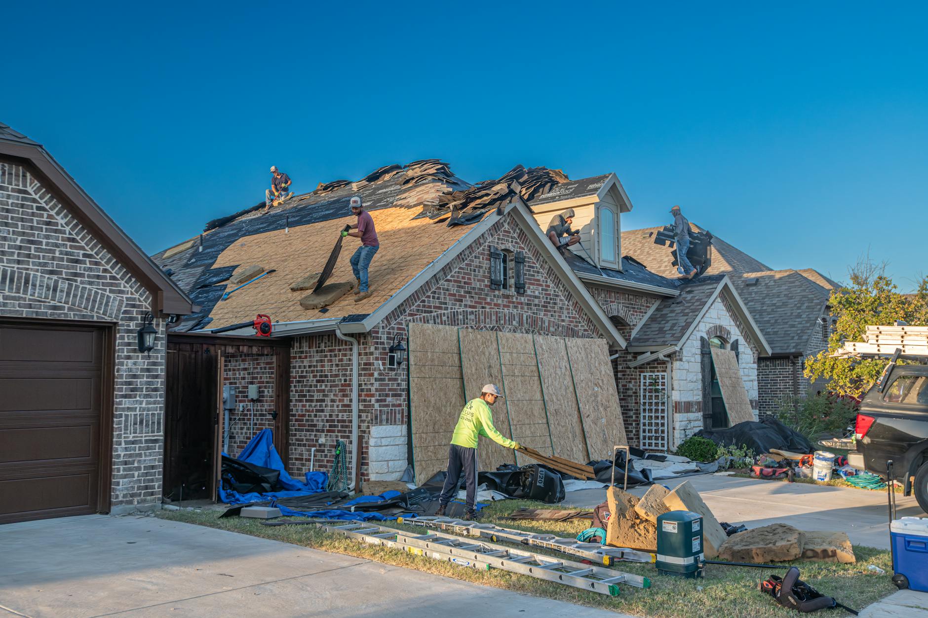 Metal roofing in Riverside, CA