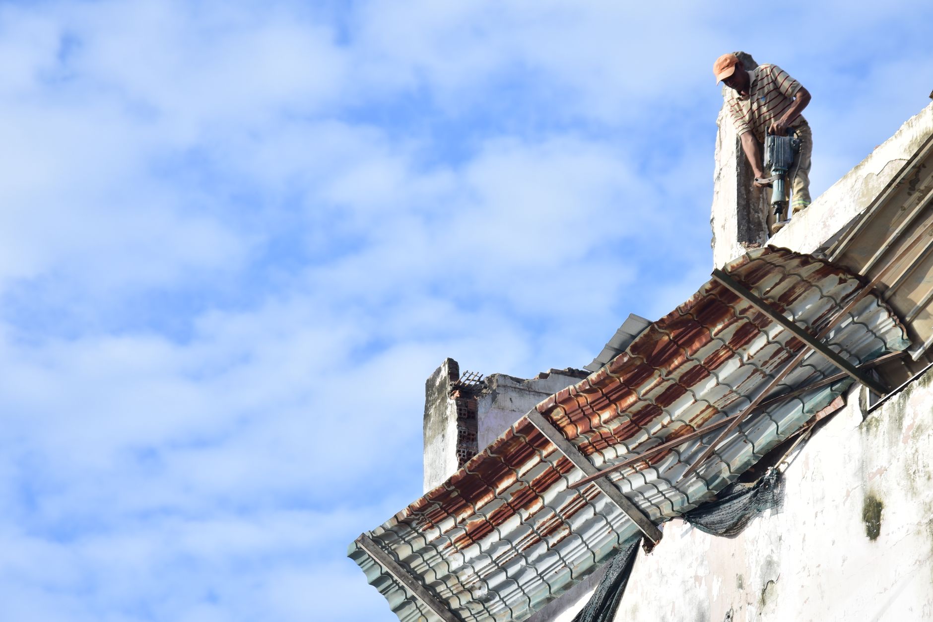 Roofing service in Hardy, VA