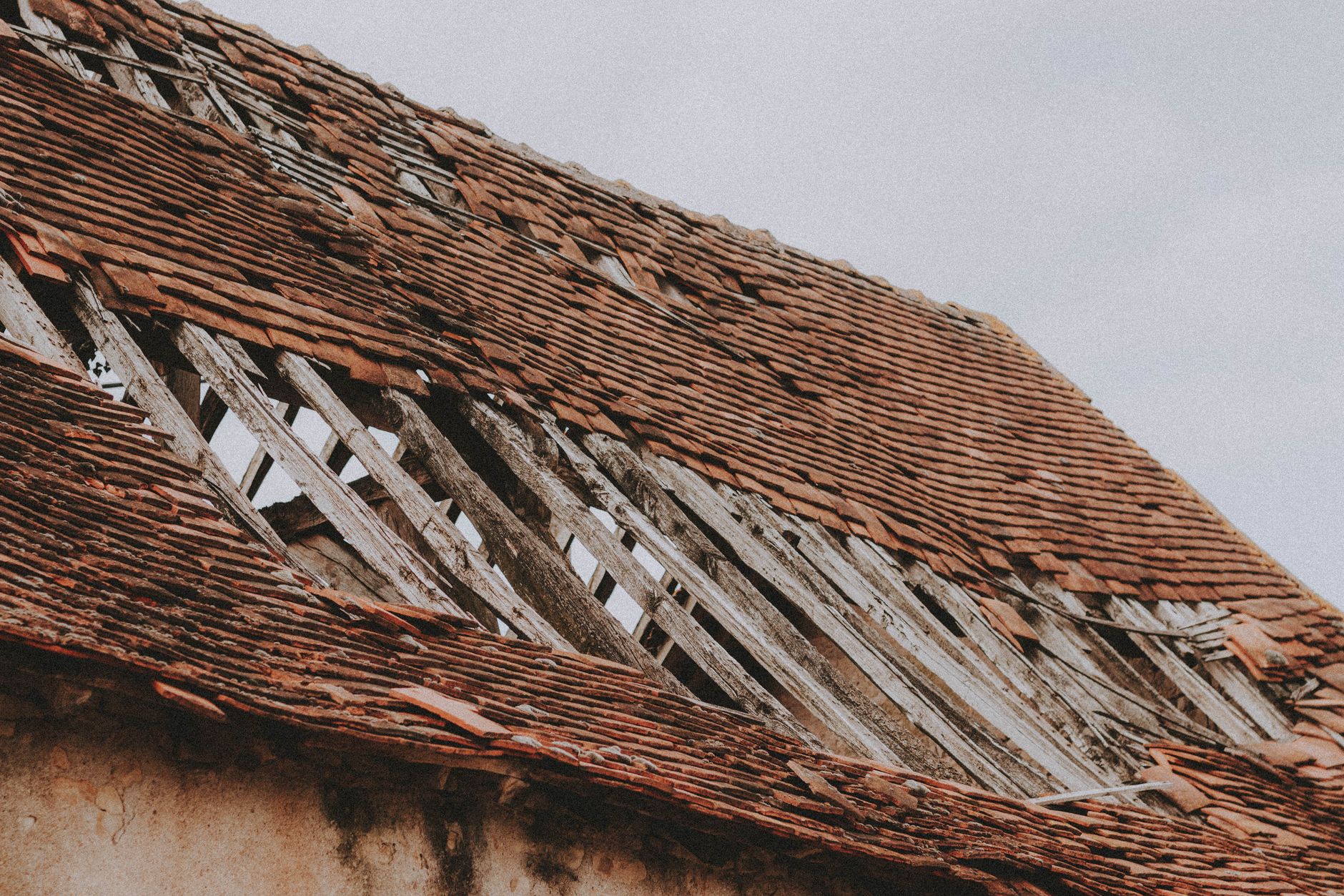 Roofing service in Santa Maria, CA