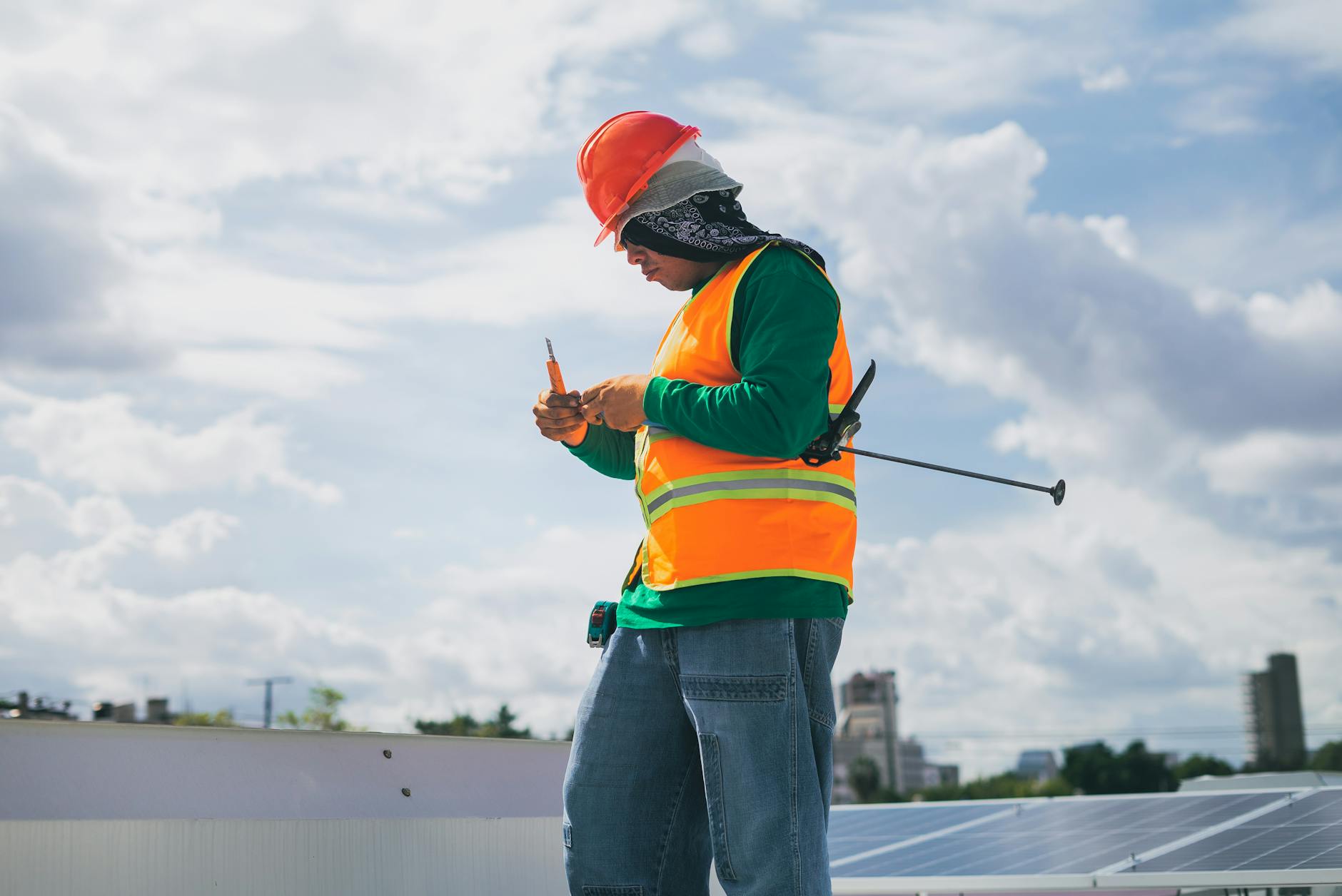 Roofing service in St Louis, MO
