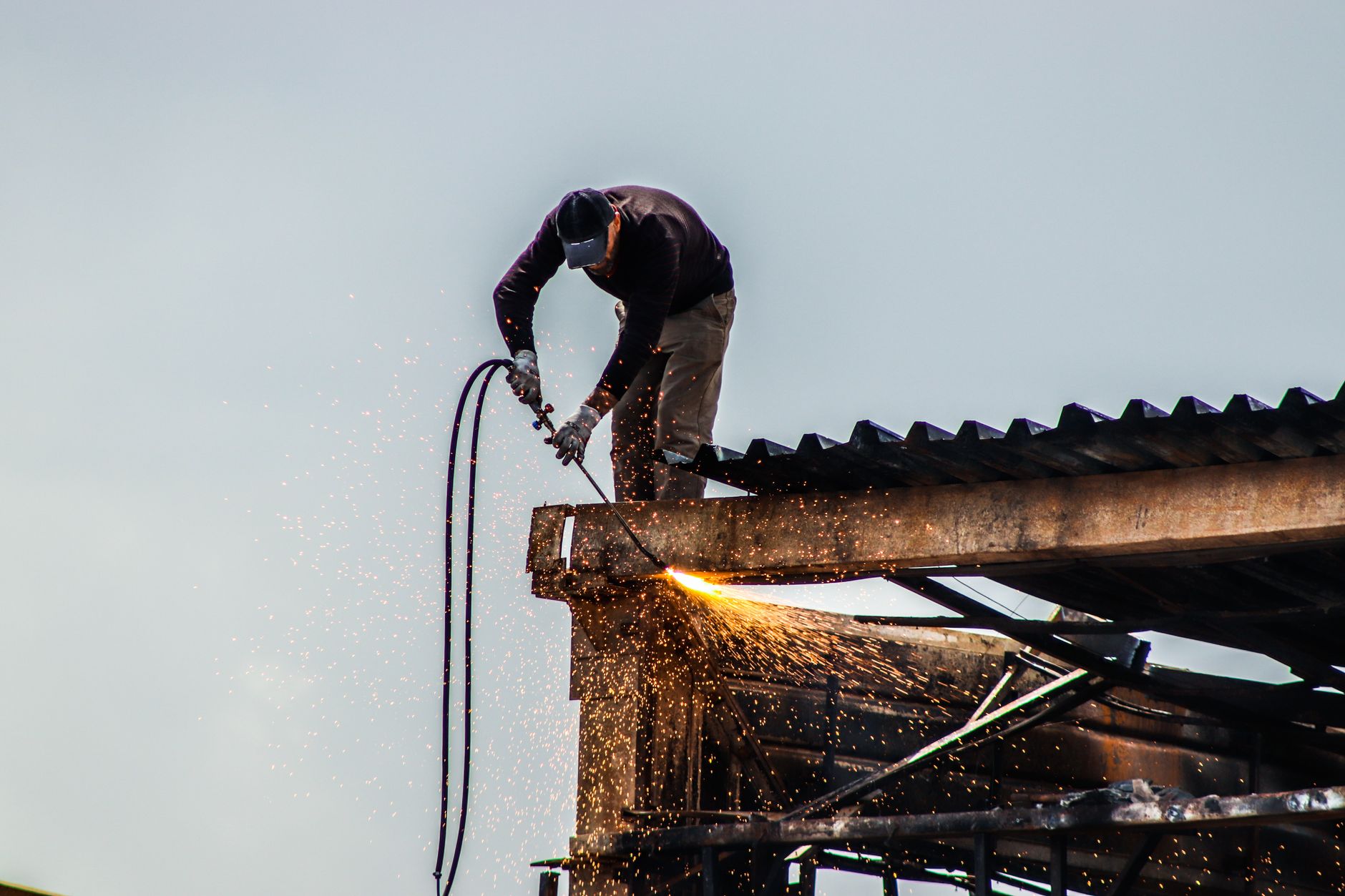 Roofing service in Loma Rica, CA